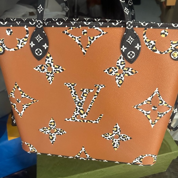 Louis Vuitton Neverfull NM Jungle Animal TOTE NEW Limited Edition - Picture 2 of 3